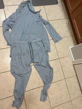 Emirates Business Class 2 pc Loungewear Pajamas L/XL  Unisex Cadet Blue Modal